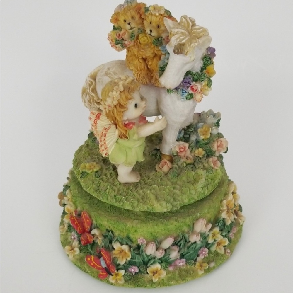 🎶 Musical Figurine “ You Are My Sunshine” Unicorn